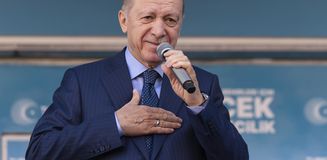 Burcu Köksal 'AK Parti'ye katılıyorum' diyerek duyurdu: Erdoğan ile yarım saat görüştük Burcu Köksal 'AK Parti'ye katılıyorum' diyerek duyurdu: Erdoğan ile yarım saat görüştük