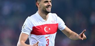 Merih Demiral'den Al Nassr'a göndermeli paylaşım Merih Demiral'den Al Nassr'a göndermeli paylaşım