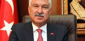 Ameliyat olan Zeydan Karalar, sağlık durumunun iyi olduğunu duyurdu Ameliyat olan Zeydan Karalar, sağlık durumunun iyi olduğunu duyurdu