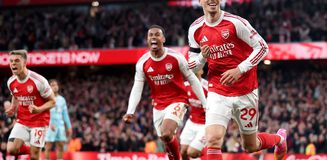 Son 1 adım! Arsenal, tam 22 yıl sonra şampiyonluğa koşuyor Son 1 adım! Arsenal, tam 22 yıl sonra şampiyonluğa koşuyor