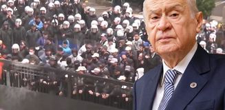 CHP Genel Merkezi'nde tahliye sürerken MHP'den 'yetki karmaşası' mesajı CHP Genel Merkezi'nde tahliye sürerken MHP'den 'yetki karmaşası' mesajı