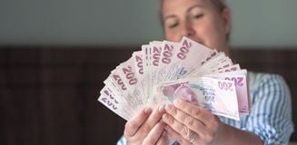 Binlerce EYT'liyi ilgilendiriyor! Emeklilik iptal edilecek, maaşlar geri istenecek iddiası Binlerce EYT'liyi ilgilendiriyor! Emeklilik iptal edilecek, maaşlar geri istenecek iddiası