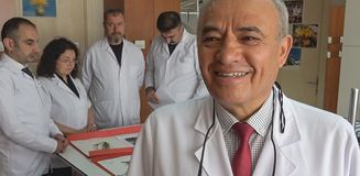 Bilim dünyasına kazandırdığı 4 yeni bitki türünden birine eşinin adını verdi