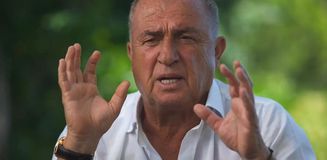 Şok yenilgi sonrası kamera karşısına geçti! Fatih Terim'den ezber bozan çıkış Şok yenilgi sonrası kamera karşısına geçti! Fatih Terim'den ezber bozan çıkış