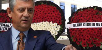 Kılıçdaroğlu da katıldı! Özel'in cenazeye gönderdiği çelenkteki yazı anında kaldırıldı Kılıçdaroğlu da katıldı! Özel'in cenazeye gönderdiği çelenkteki yazı anında kaldırıldı