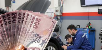 Araç muayenesinde yeni dönem! İsyan ettiren ücret artık alınmayacak Araç muayenesinde yeni dönem! İsyan ettiren ücret artık alınmayacak