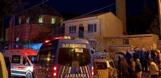 Yatsı namazı öncesi cami cemaatine bıçaklı saldırı! 2 kişi hayatını kaybetti