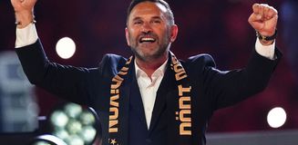 Galatasaray'da Okan Buruk ile imza vakti
