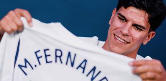 Küme düşmekten son anda kurtulan Tottenham'dan çılgın hamle! 100 milyon Euro'luk rekor imza Küme düşmekten son anda kurtulan Tottenham'dan çılgın hamle! 100 milyon Euro'luk rekor imza