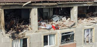 Ev sahibi 60 metre havaya uçmuş! Hasar gün ağarınca ortaya çıktı Ev sahibi 60 metre havaya uçmuş! Hasar gün ağarınca ortaya çıktı