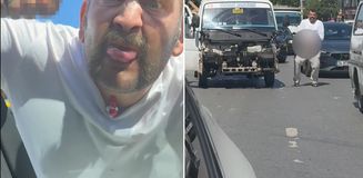 Trafik magandasından iğrenç hareketler! Önce dilini çıkardı, sonra cinsel organını gösterdi Trafik magandasından iğrenç hareketler! Önce dilini çıkardı, sonra cinsel organını gösterdi