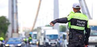 Yeni yasal düzenlemeyle trafik cezaları artacak