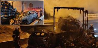 Tıra çarpan cip yanarak küle döndü