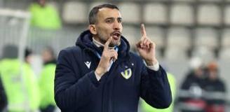 Mehmet Topal, harikalar yarattığı takıma veda etmek zorunda bırakıldı