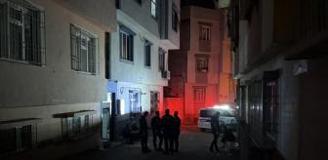 Evin kilitli odasında anne ve kızının cansız bedeni bulundu