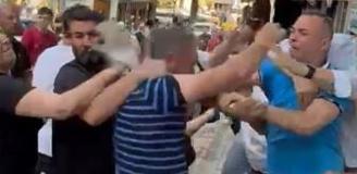Boşanan çift ile yakınları arasında tekme ve yumruklu kavga