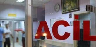 Adana'da kamyonet sulama kanalına düştü: Baba ve 2 kızı hayatını kaybetti