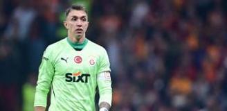 Muslera yıllar sonra itiraf etti: Türkiye'de küme düşmelerine çok üzüldüm