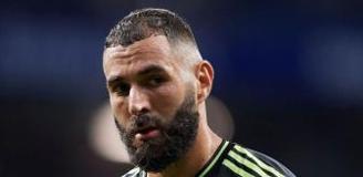 Benzema'nın son hali şaşırttı! Arabistan'da 10 yaş yaşlandı
