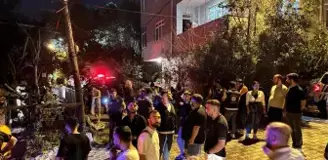 Genç kadın sokak ortasında satırla boğazı kesilerek öldürüldü