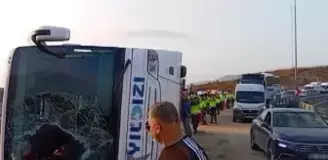 Kuzey Marmara Otoyolu'nda yolcu otobüsü devrildi: 4 ölü 26 yaralı