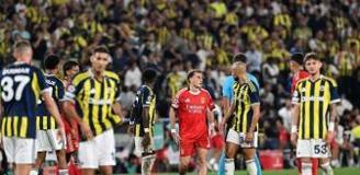 Kanarya yıllar sonra bir ilk peşinde! İşte Benfica-Fenerbahçe maçının muhtemel 11'leri