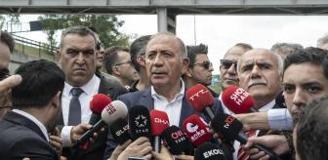 Gürsel Tekin dediğini yaparsa bugün de ortalık karışır: Bizim İstanbul il binamız Sarıyer'dedir