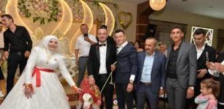 Ne altın, ne para! Yeni evlenen çifte sürpriz hediye
