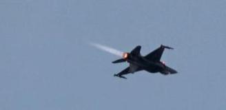 Polonya ve NATO, sınırı geçen Rus dronlarını vurdu