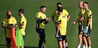 Tedesco çok hızlı başladı! İşte biletini kestiği iki isim