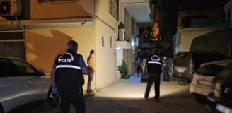 Adana'da iki silahlı saldırı: Biri evinin önünde diğeri iş yerinin önünde kurşunlandı