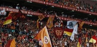 Galatasaray taraftarı yıldız futbolcu için binlerce tweet attı: Onun sayesinde kazandık