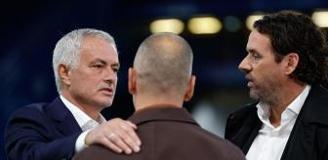 Şampiyonlar Ligi'nde yenilen Mourinho'dan Fenerbahçe'yi kızdıracak sözler