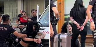 Kavga eden kadınları polis güçlükle ayırdı