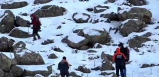 Hasan Dağı'na tırmanan 2 üniversite öğrencisi mahsur kaldı