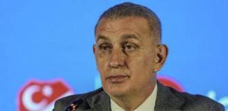 PFDK'den Beşiktaşlı futbolcu El Bilal Toure'ye 2 maç ceza