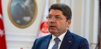 Bakan Tunç'tan Bursaspor ve Leyla Zana açıklaması