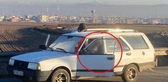 Park halindeki otomobilde direksiyon başında ölü bulundu