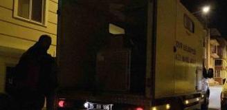 Yaşadığı apartmanın merdiveninde ölü bulundu