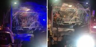 Batman'da midibüs çekiciye çarptı: 11 yaralı