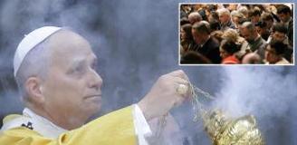 Papa 14. Leo, Vatikan'da ilk kez Noel ayini yönetti