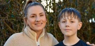 12 yaşındaki küçük kahraman, direksiyonda bayılan annesinin aracını durdurdu