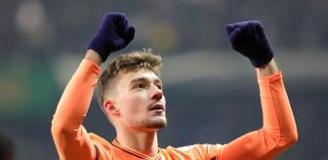 Ernest Muçi, Beşiktaş'ta 1.5 yılda yaptığını Trabzonspor'da 18 maçta başardı