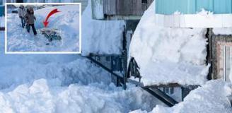 Rusya'nın Kamçatka Yarımadası'nda son 30 yılın en yoğun kar yağışı yaşanıyor