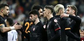 Galatasaray'da istenmeyen adam ilan edilen futbolcuya bir şok daha