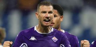 Edin Dzeko Almanya'da lider olan takıma gidiyor