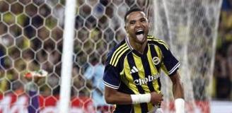 Fenerbahçe'de maça saatler kala sürpriz gelişme