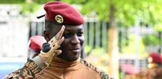 Burkina Faso'da tüm siyasi partiler feshedildi