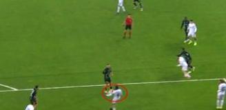 VAR devreye girdi ve penaltı! Kocaelispor-Beşiktaş maçında ilk gol geldi