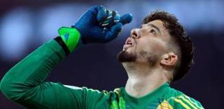 Altay Bayındır'ın Süper Lig devine transferine Manchester United karşı çıktı